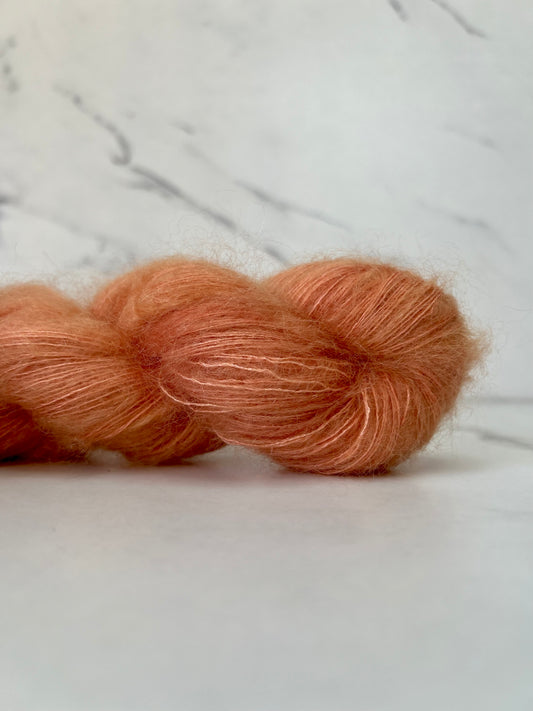 Box d’avril : Peachy (couleur exclusive uniquement en pré-commande)