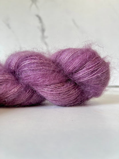 Box mai 2026 : Baiser de pivoine (couleur exclusive uniquement en pré-commande)